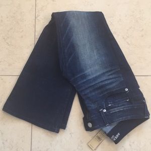 American eagle BNWT 12 short dark denim